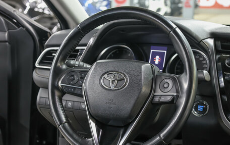 Toyota Camry, 2020 год, 2 998 000 рублей, 7 фотография