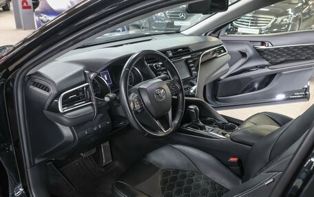 Toyota Camry, 2020 год, 2 998 000 рублей, 11 фотография
