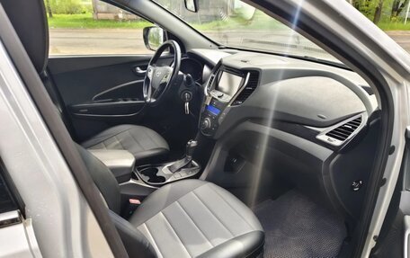 Hyundai Santa Fe III рестайлинг, 2013 год, 1 800 000 рублей, 3 фотография