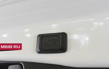 Toyota RAV4, 2020 год, 4 249 000 рублей, 26 фотография