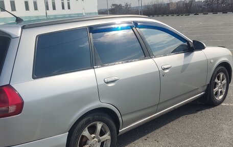 Nissan Wingroad III, 2003 год, 300 000 рублей, 2 фотография