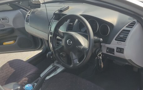 Nissan Wingroad III, 2003 год, 300 000 рублей, 5 фотография