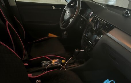 Skoda Rapid I, 2017 год, 1 500 000 рублей, 7 фотография