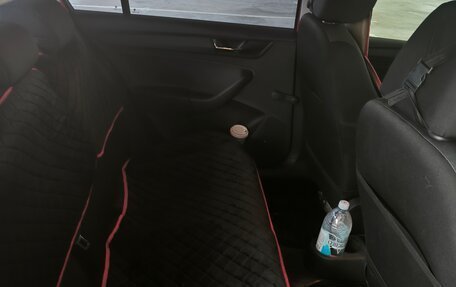 Skoda Rapid I, 2017 год, 1 500 000 рублей, 8 фотография