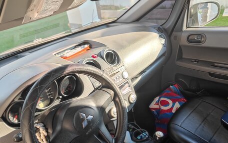 Mitsubishi Colt VI рестайлинг, 2006 год, 250 000 рублей, 1 фотография