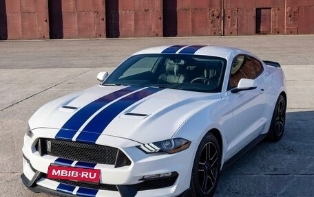 Ford Mustang VI рестайлинг, 2019 год, 3 300 000 рублей, 1 фотография