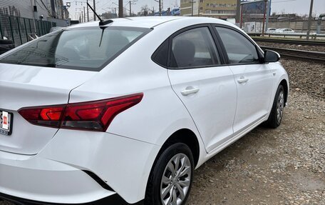 Hyundai Solaris II рестайлинг, 2021 год, 1 400 000 рублей, 7 фотография