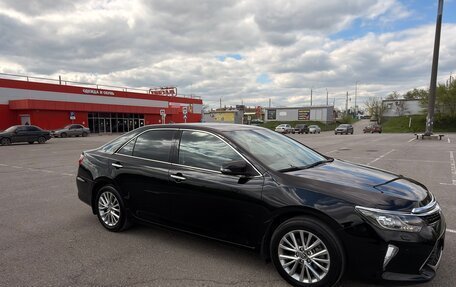 Toyota Camry, 2017 год, 2 640 000 рублей, 11 фотография