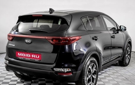 KIA Sportage IV рестайлинг, 2018 год, 2 095 000 рублей, 5 фотография