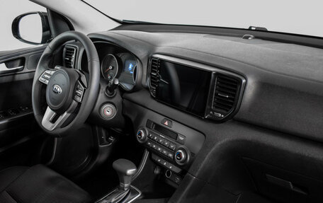 KIA Sportage IV рестайлинг, 2018 год, 2 095 000 рублей, 10 фотография