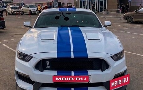 Ford Mustang VI рестайлинг, 2019 год, 3 300 000 рублей, 3 фотография
