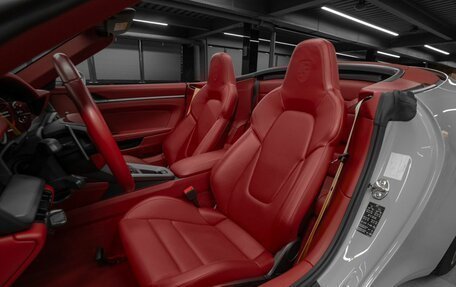 Porsche 911, 2019 год, 14 740 000 рублей, 15 фотография