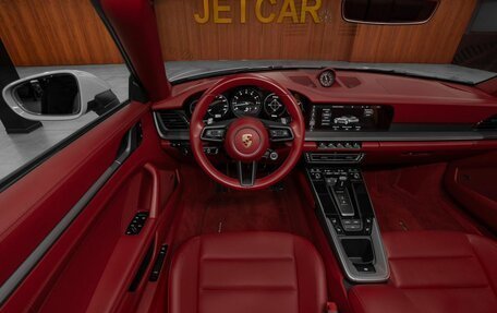 Porsche 911, 2019 год, 14 740 000 рублей, 17 фотография