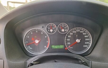Ford Focus II рестайлинг, 2006 год, 230 000 рублей, 17 фотография