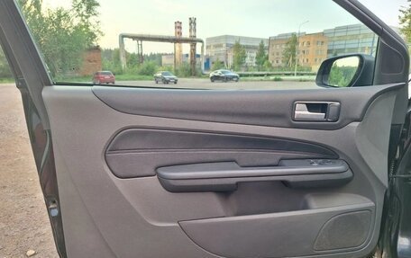 Ford Focus II рестайлинг, 2006 год, 230 000 рублей, 16 фотография