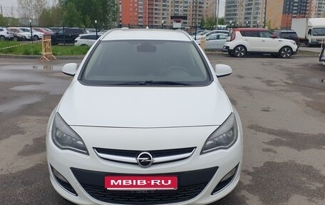 Opel Astra J, 2012 год, 910 000 рублей, 1 фотография
