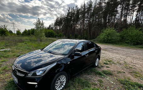 KIA Rio IV, 2019 год, 1 300 000 рублей, 5 фотография