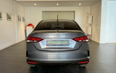 Hyundai Solaris II рестайлинг, 2021 год, 1 690 000 рублей, 5 фотография