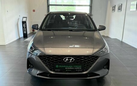 Hyundai Solaris II рестайлинг, 2021 год, 1 690 000 рублей, 2 фотография
