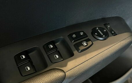 Hyundai Solaris II рестайлинг, 2021 год, 1 690 000 рублей, 8 фотография