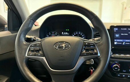 Hyundai Solaris II рестайлинг, 2021 год, 1 690 000 рублей, 14 фотография