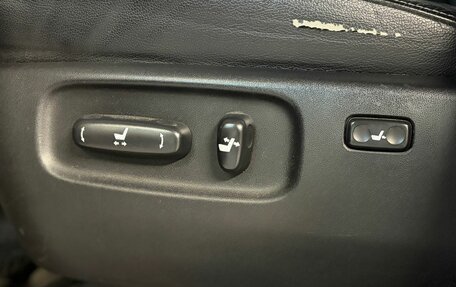 Toyota Land Cruiser 200, 2012 год, 3 700 000 рублей, 18 фотография