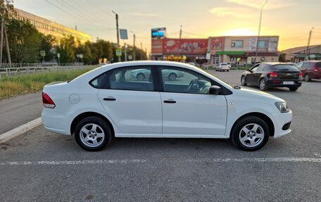 Volkswagen Polo VI (EU Market), 2014 год, 680 000 рублей, 32 фотография