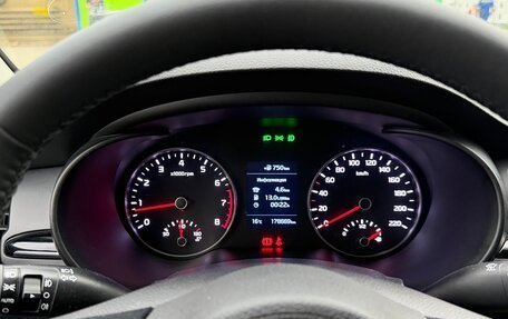 KIA Rio IV, 2018 год, 1 350 000 рублей, 10 фотография