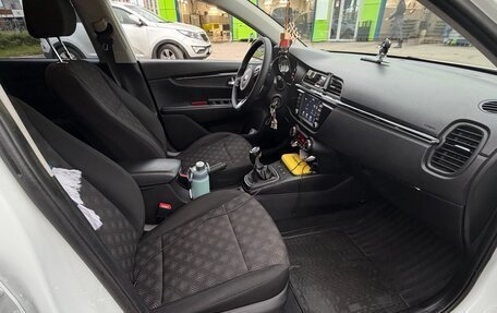 KIA Rio IV, 2018 год, 1 350 000 рублей, 14 фотография