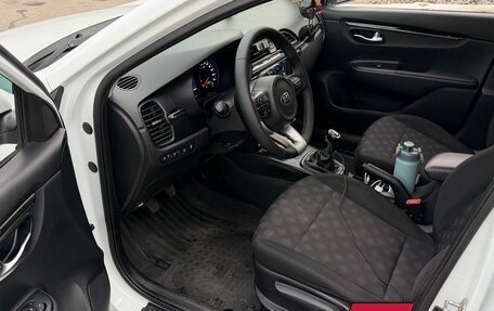 KIA Rio IV, 2018 год, 1 350 000 рублей, 9 фотография