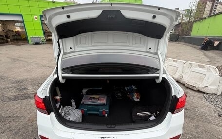 KIA Rio IV, 2018 год, 1 350 000 рублей, 7 фотография