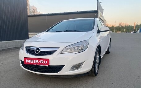 Opel Astra J, 2011 год, 699 000 рублей, 6 фотография