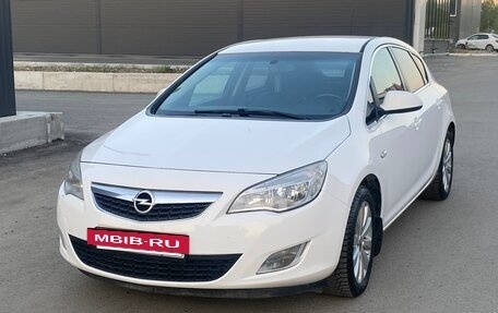 Opel Astra J, 2011 год, 699 000 рублей, 7 фотография