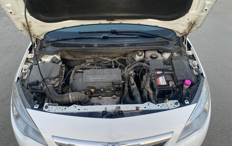 Opel Astra J, 2011 год, 699 000 рублей, 20 фотография