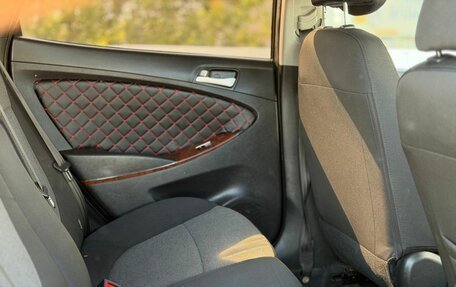 Hyundai Solaris II рестайлинг, 2013 год, 531 000 рублей, 8 фотография