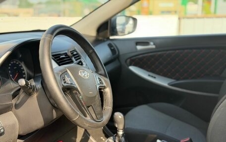 Hyundai Solaris II рестайлинг, 2013 год, 531 000 рублей, 7 фотография