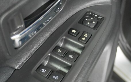 Mitsubishi Outlander III рестайлинг 3, 2021 год, 2 790 000 рублей, 13 фотография