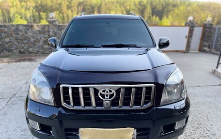 Toyota Land Cruiser Prado 120 рестайлинг, 2007 год, 2 240 000 рублей, 1 фотография