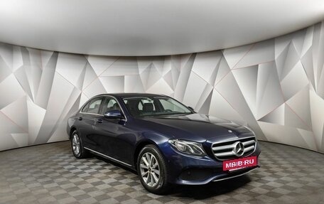 Mercedes-Benz E-Класс, 2017 год, 2 469 000 рублей, 3 фотография