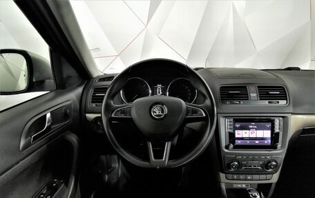 Skoda Yeti I рестайлинг, 2015 год, 1 365 150 рублей, 19 фотография