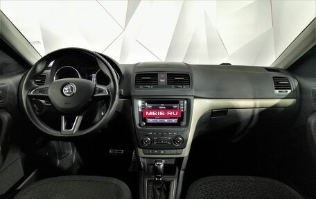 Skoda Yeti I рестайлинг, 2015 год, 1 365 150 рублей, 13 фотография