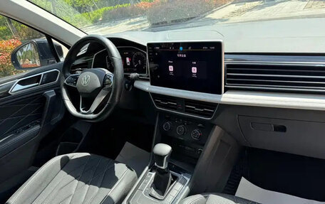 Volkswagen Tiguan II, 2023 год, 2 250 013 рублей, 19 фотография