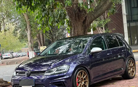 Volkswagen Golf VII, 2019 год, 1 420 013 рублей, 1 фотография