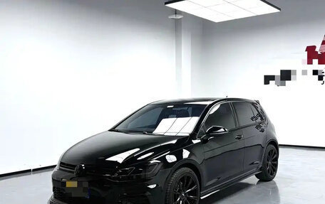 Volkswagen Golf VII, 2020 год, 1 440 013 рублей, 1 фотография