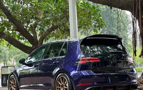 Volkswagen Golf VII, 2019 год, 1 420 013 рублей, 3 фотография