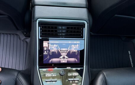 Porsche Panamera II рестайлинг, 2018 год, 6 500 000 рублей, 21 фотография