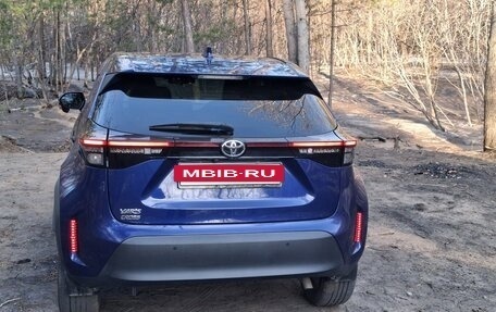 Toyota Yaris Cross, 2021 год, 1 850 000 рублей, 5 фотография