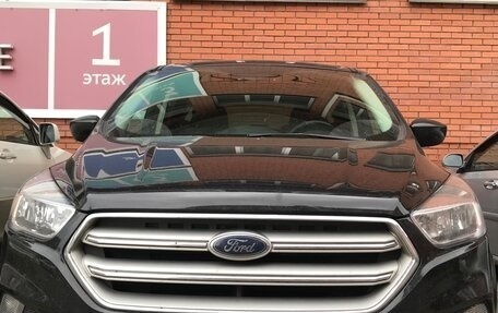 Ford Escape III, 2019 год, 1 600 000 рублей, 2 фотография