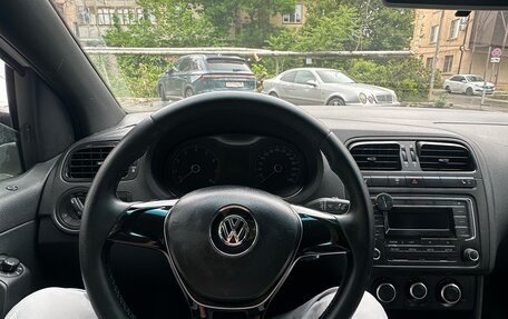 Volkswagen Polo VI (EU Market), 2016 год, 700 000 рублей, 1 фотография