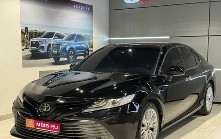 Toyota Camry, 2018 год, 3 030 000 рублей, 1 фотография